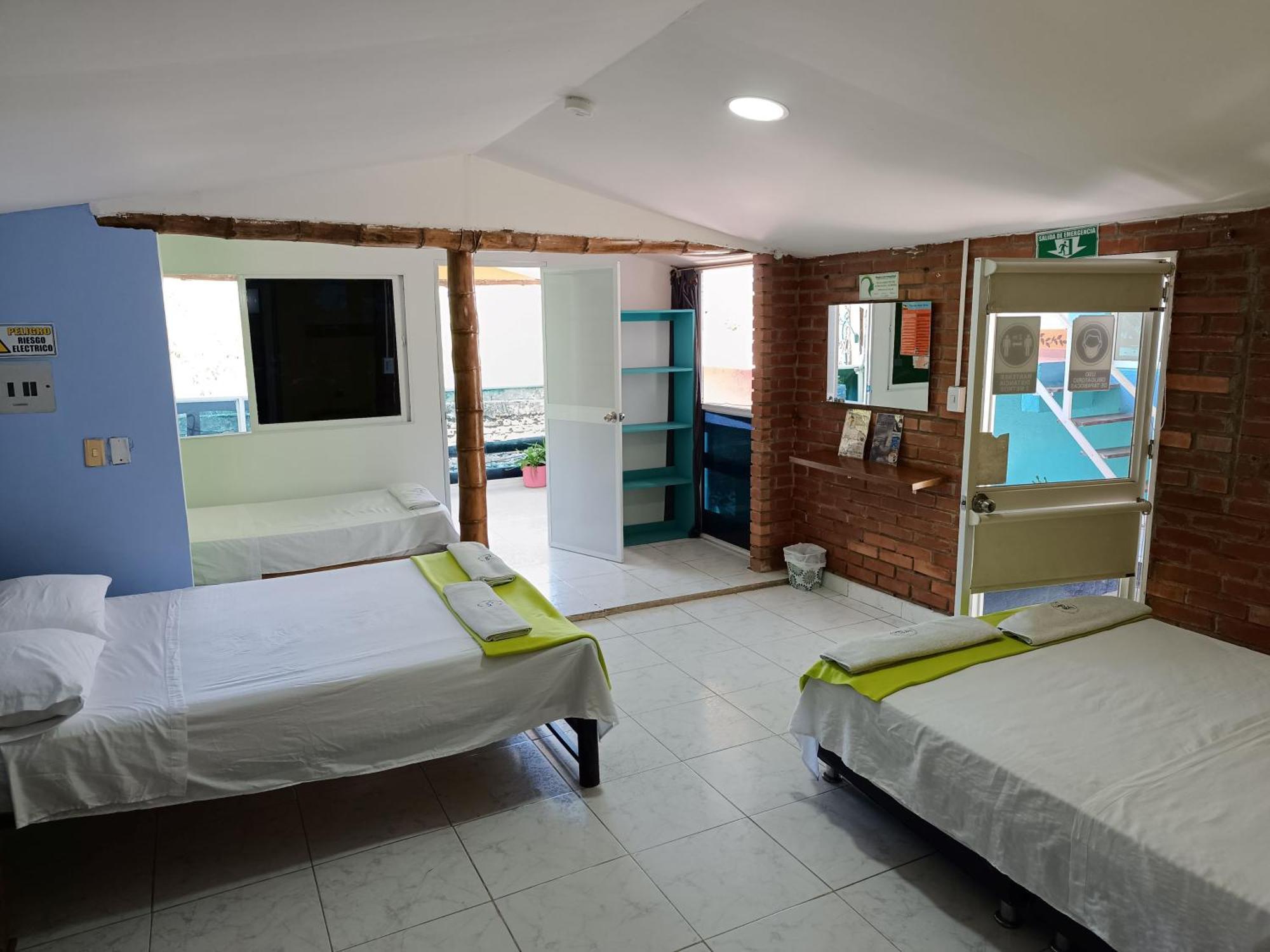 Tayrona Colors Hostel Таганга Экстерьер фото